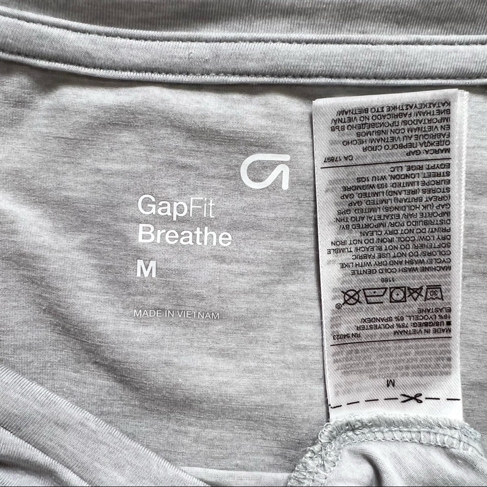 SOLD-Gap Fit Side Twist Long Sleeve Gray Tee - Picture 7 of 8